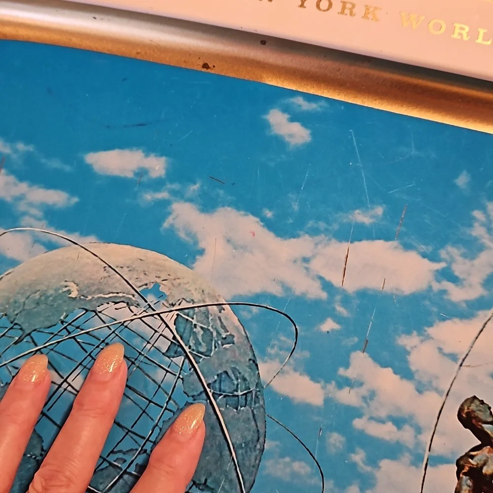 Vintage 1964 1965 New York World's Fair commemorative souvenir tray UNISPHERE